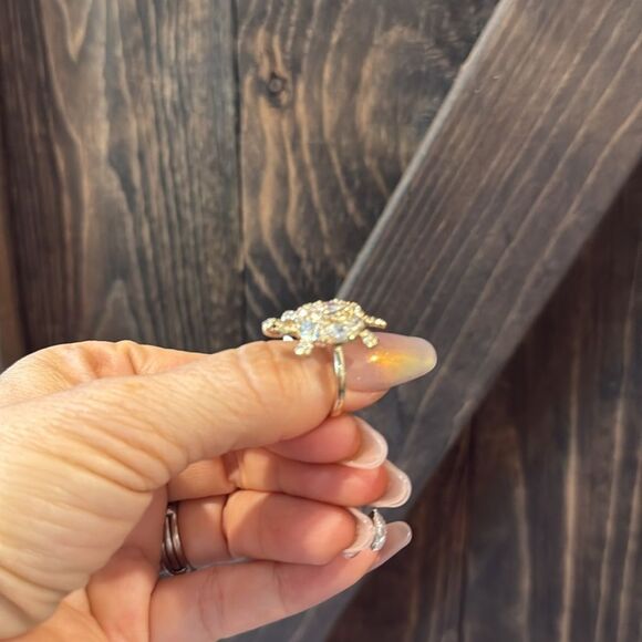 Elegant 14K Gold Plated Zirconia Turtle Ring - Picture 8 of 9